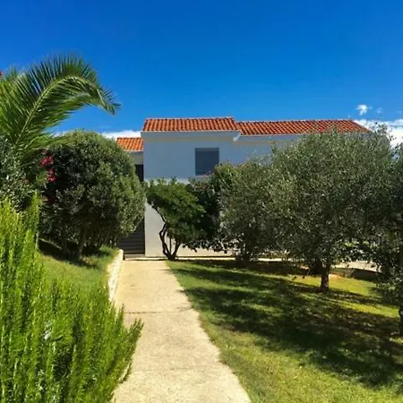 Διαμέρισμα Anwesen Manda Ražanac